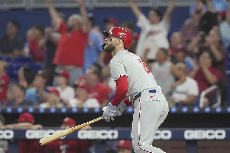 Harper goes deep to send Phillies past Marlins | Northwest Arkansas Democrat-Gazette