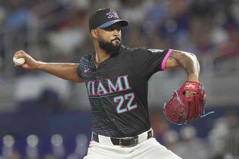 Harper goes deep to send Phillies past Marlins | Northwest Arkansas Democrat-Gazette