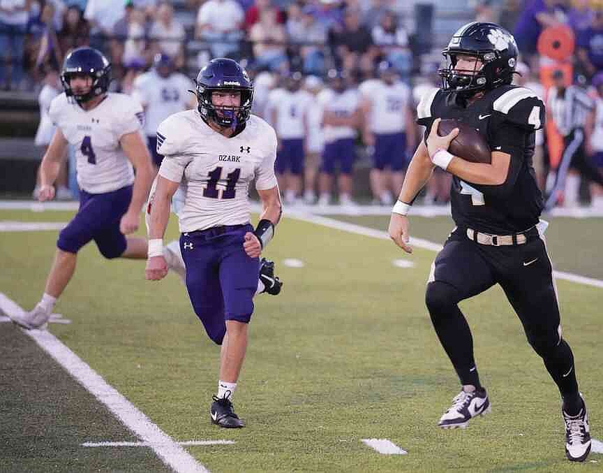 Charleston’s Little ignites 5 TD scoring frenzy | River Valley Democrat ...