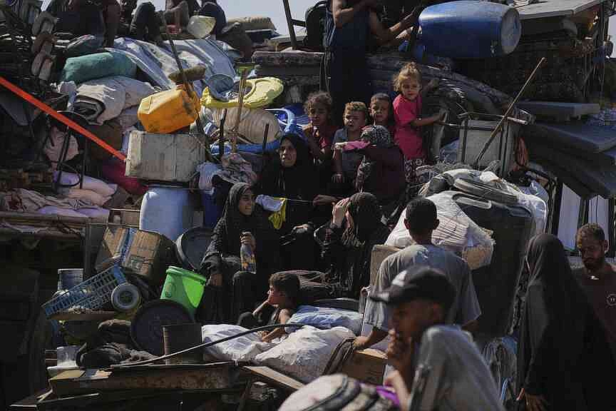 Israeli troops press into Gaza City as more Palestinians flee; death toll passes 65,000