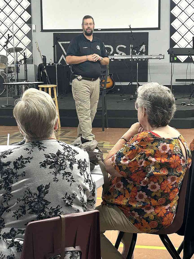Annette Code Maple Ridge Police talk to senior citizens at SALT luncheon | Pea Ridge Times