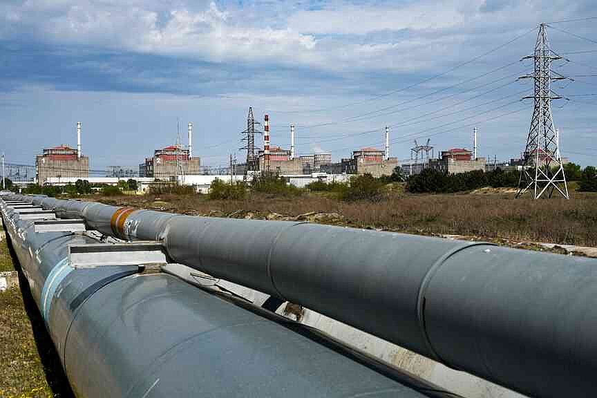 Zelenskyy, UN warn of risk at nuclear plant