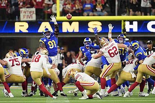 Fourth-down stop secures 49ers' win | The Arkansas Democrat