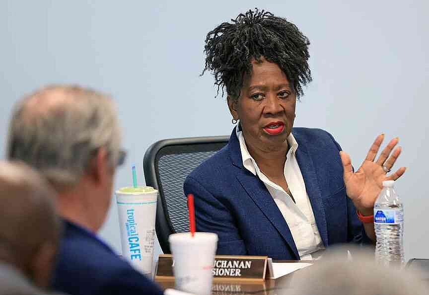 Housing authority official criticizes Little Rock city directors directly for rejecting her reappointment