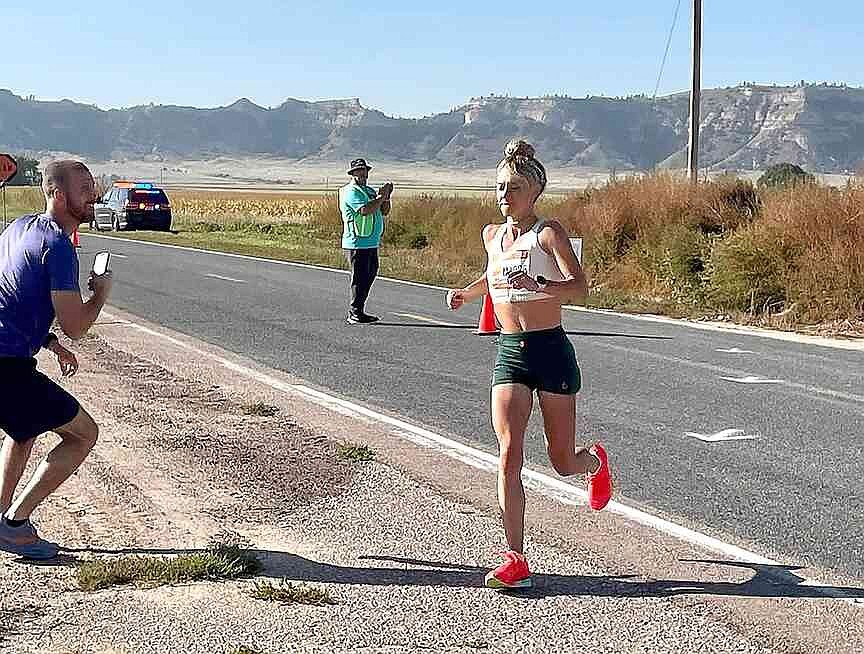 Pea Ridge woman breaks marathon record in Nebraska