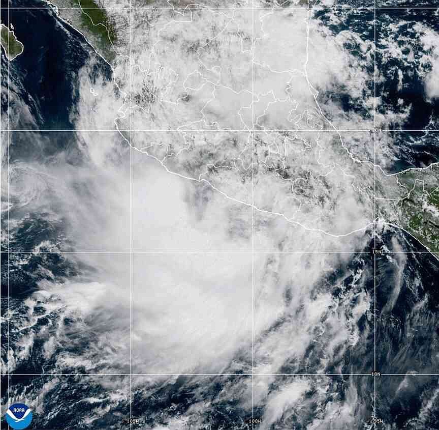 Jerry roils Atlantic, other storms churn Pacific off Mexico