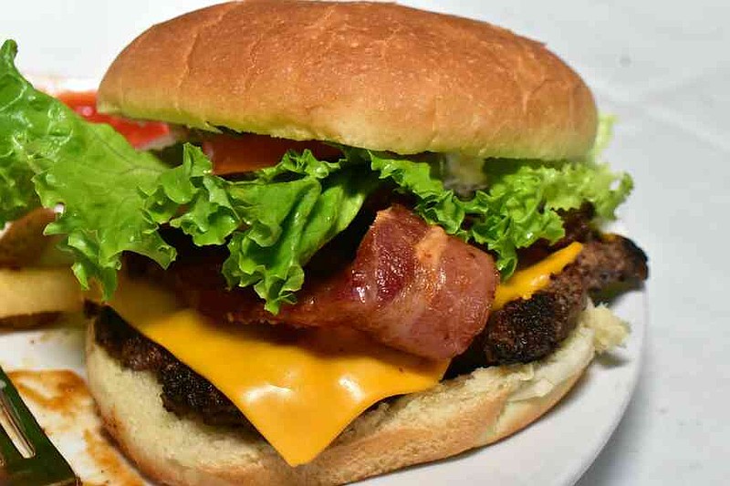 Burgers were the main entree at the Bingo Burger Bash & Auction. (Pine Bluff Commercial/I.C. Murrell)