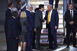 Trump, new Japanese leader to talk on trade | The Arkansas