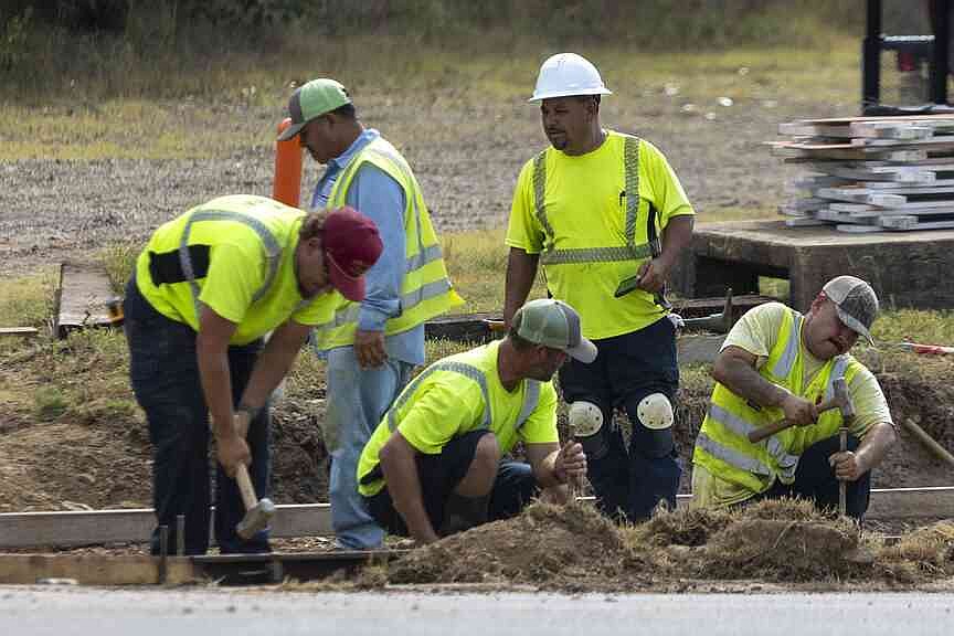 Fort Smith city directors discuss engineering department’s 10-year plan for streets, bridges, and drainage; interim director warns of funding shortfall