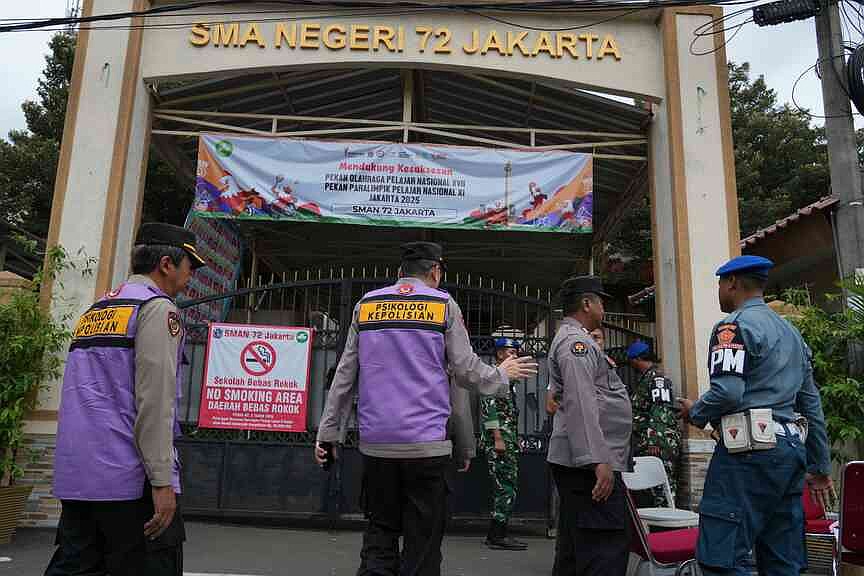 Police probe Indonesia mosque attack