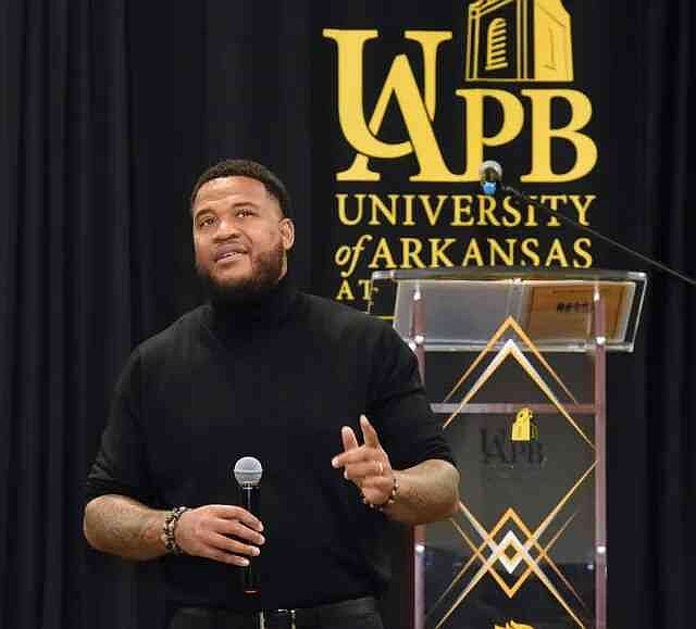 Tommie Mabry, who's appeared on the Jennifer Hudson Show, USA Today, PBS Network, and FOX Soul, was a featured speaker for EmpowerU at the University of Arkansas at Pine Bluff. (Special to The Commercial/Richard Redus/University of Arkansas at Pine Bluff)