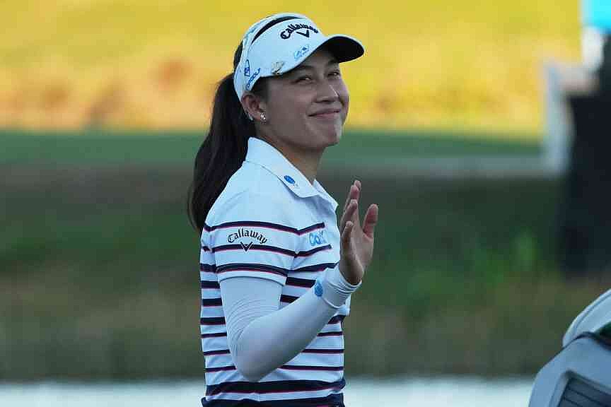 Thai star builds six-shot lead