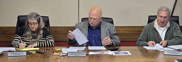 Decatur mayor responds to resident’s concerns, vows to follow Arkansas law if his house is sold | Arkansas Democrat Gazette