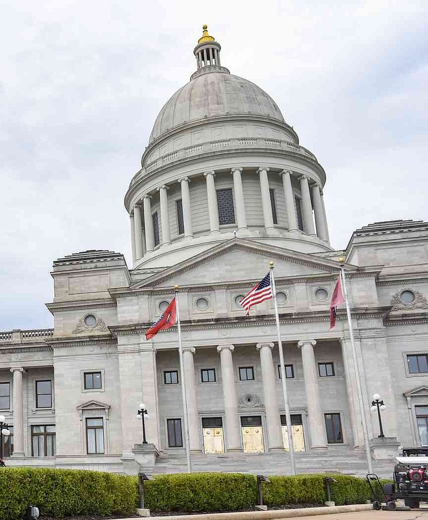 Arkansas Symphony Orchestra to host 'Carols at the Capitol' inside the Arkansas State Capitol Rotunda