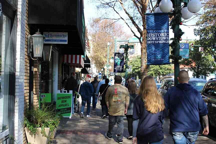 More visitors, purchases than anticipated seen on Black Friday in Hot Springs