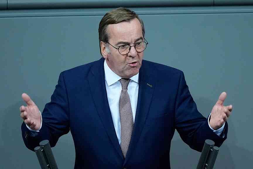 Germany OKs plan to bolster military