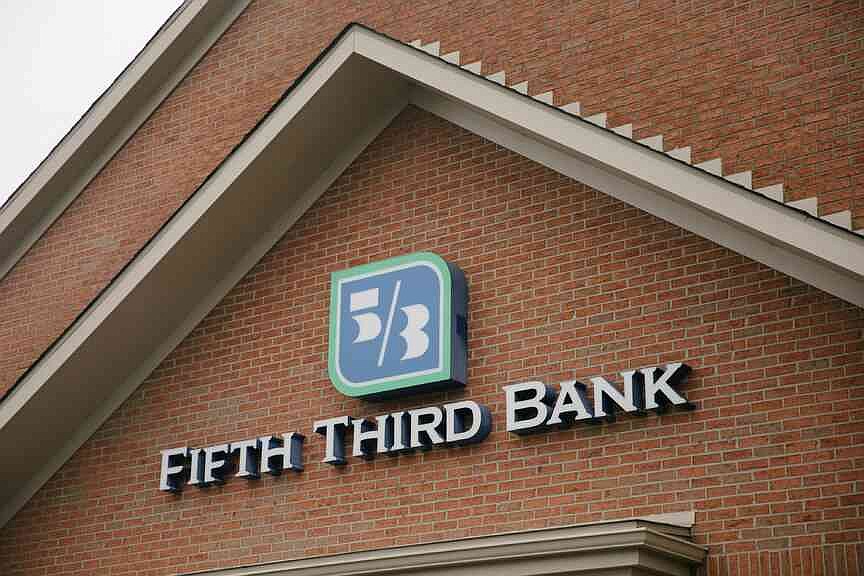 Fifth Third ups growth plans