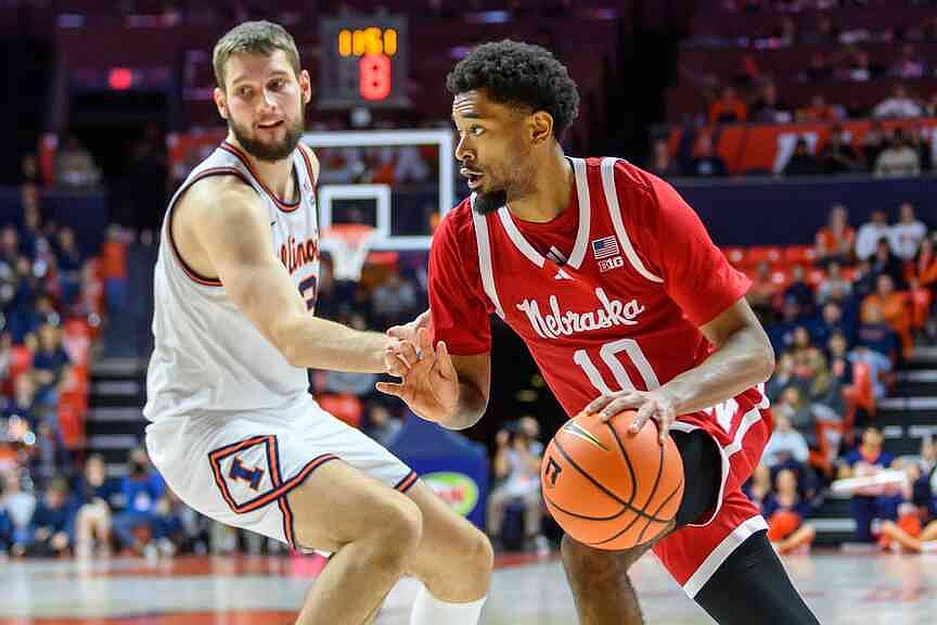 Hoiberg has Huskers rolling early