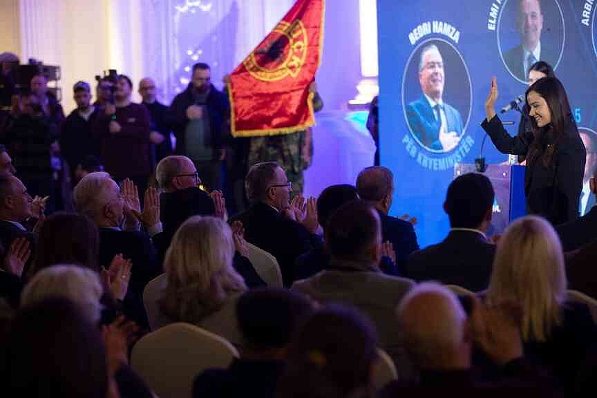 Kosovo voters head to polls after government hits crisis