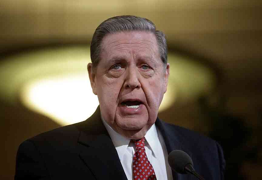 Mormon apostle Holland dies
