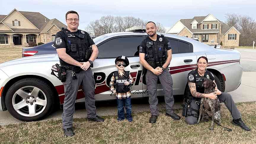 Gentry SROs surprise biggest fan | Westside Eagle Observer