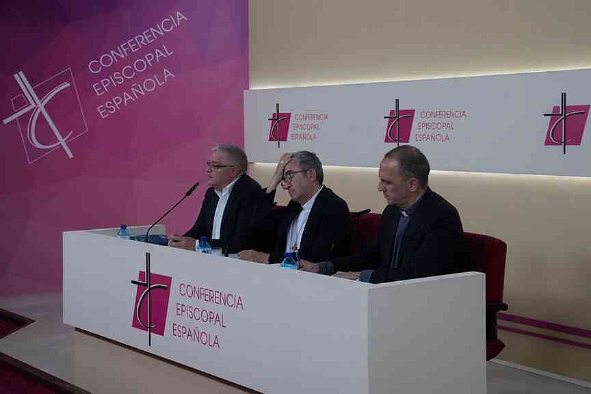 Catholic bishops in Spain OK government say in abuse agreements