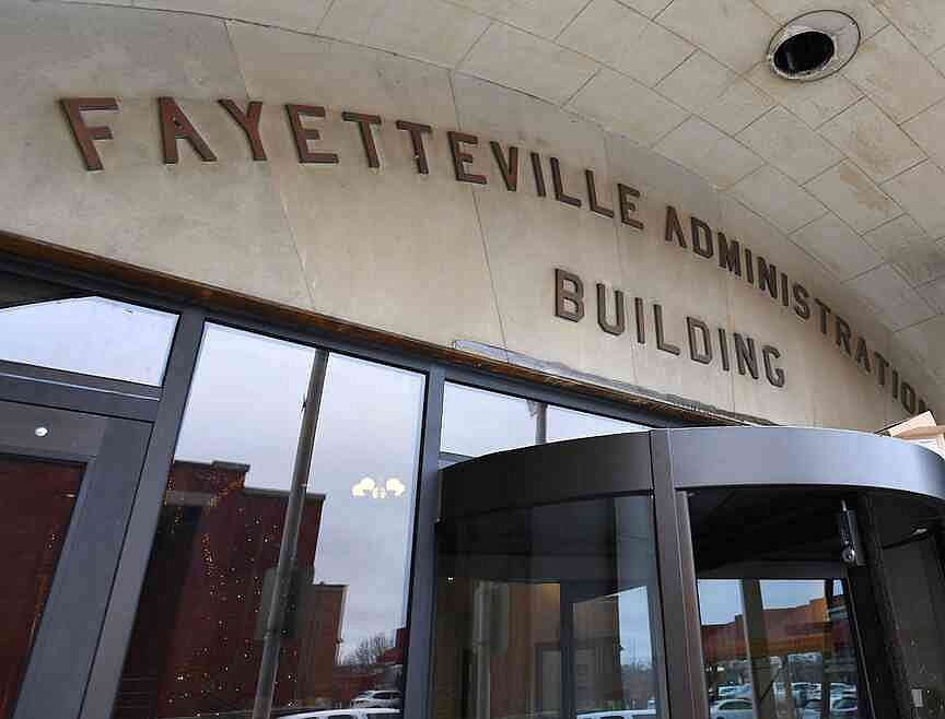 Fayetteville panel OKs change to allow grocery store despite concerns about Chandler Crossing modifications | Northwest Arkansas Democrat-Gazette