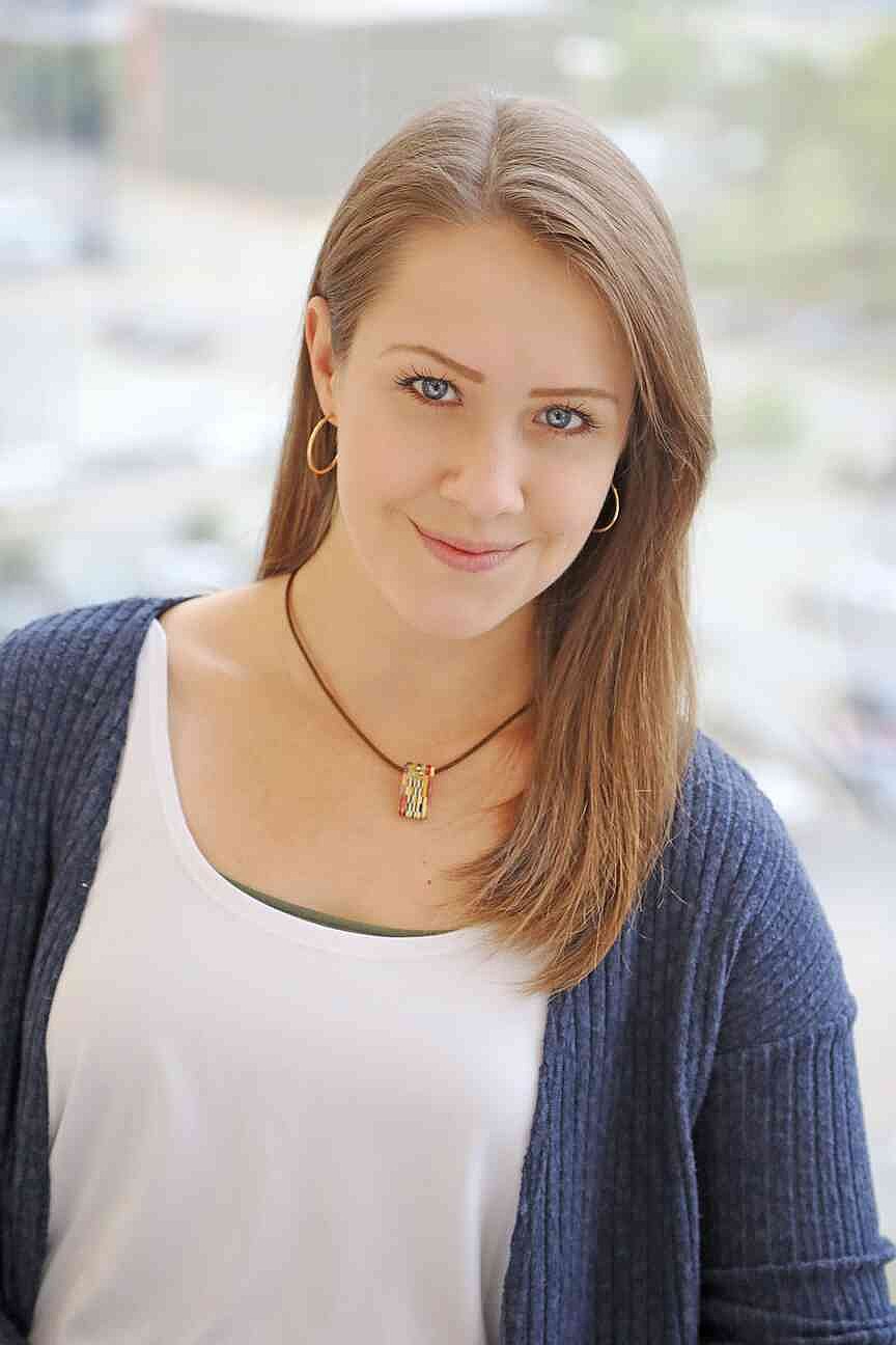 Little Rock poet, assistant professor Marie Kressin featured at Wednesday Night Poetry