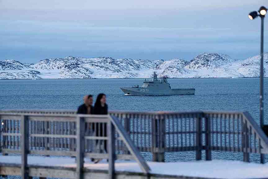 Trump threatens tariffs over Greenland