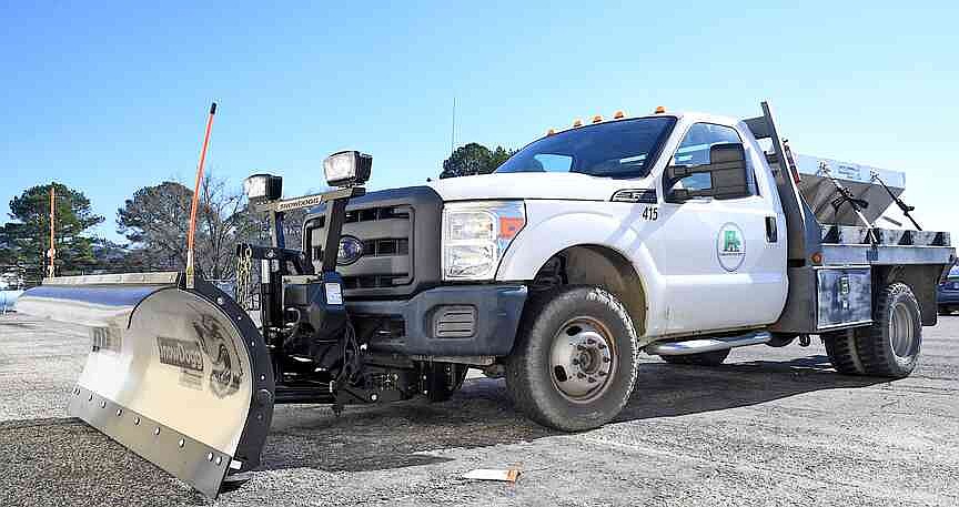 “Get your canned foods”: Emergency Management director warns of possible extended power outages