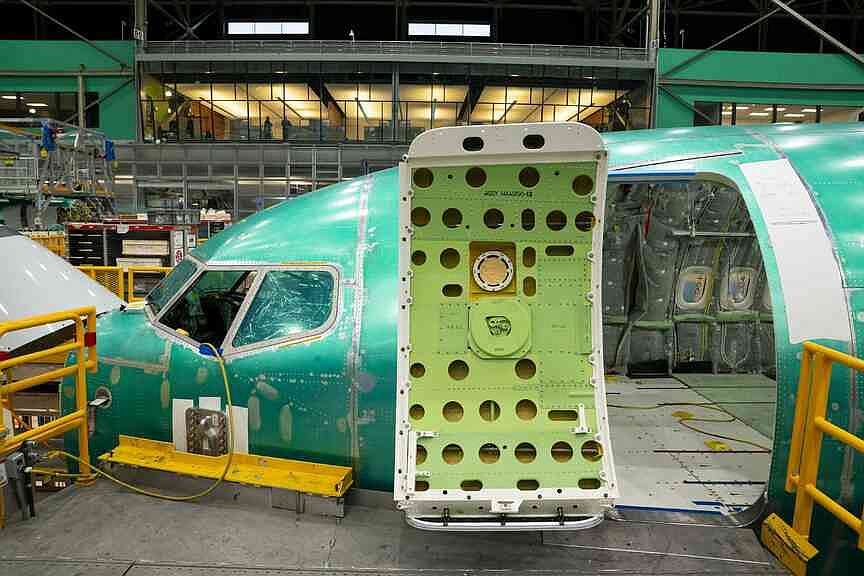 EU halts plan to counter US tariffs