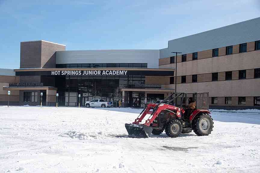Garland County schools close for third straight day as icy conditions persist | Hot Springs Sentinel Record