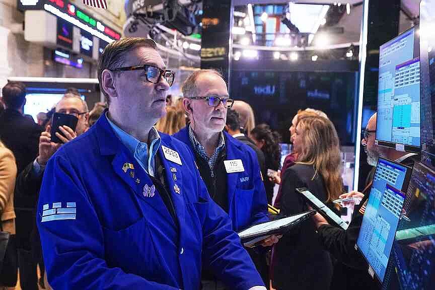 Wall Street steady as Fed keeps rate unchanged