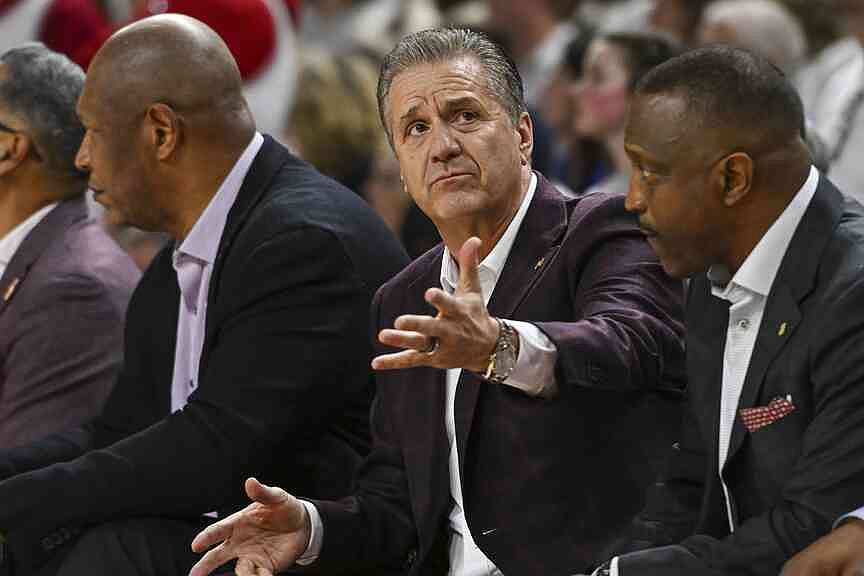 Kentucky plays smarter, crisper in road upset | Hot Springs Sentinel Record