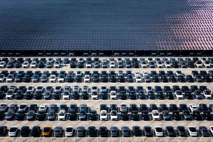China issues new guidelines to curb auto price war