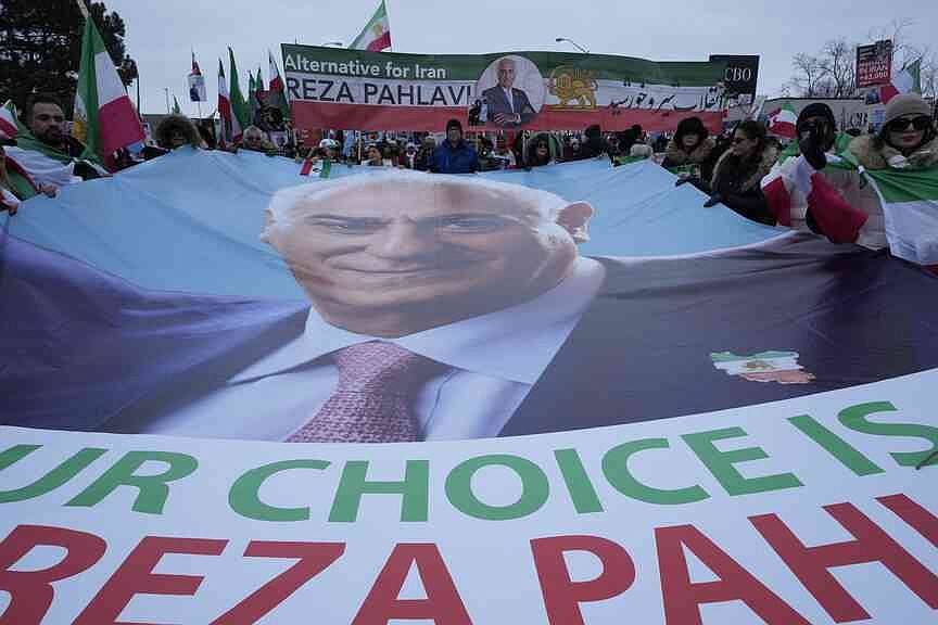 250,000 protest Iran leaders in Germany after Pahlavi call