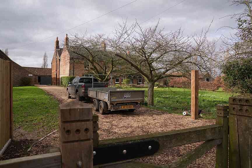 UK to release confidential papers