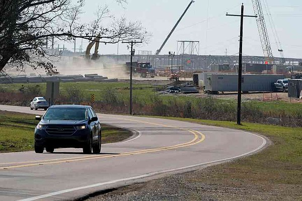 A Mississippi subdivision struggles with the data center next door