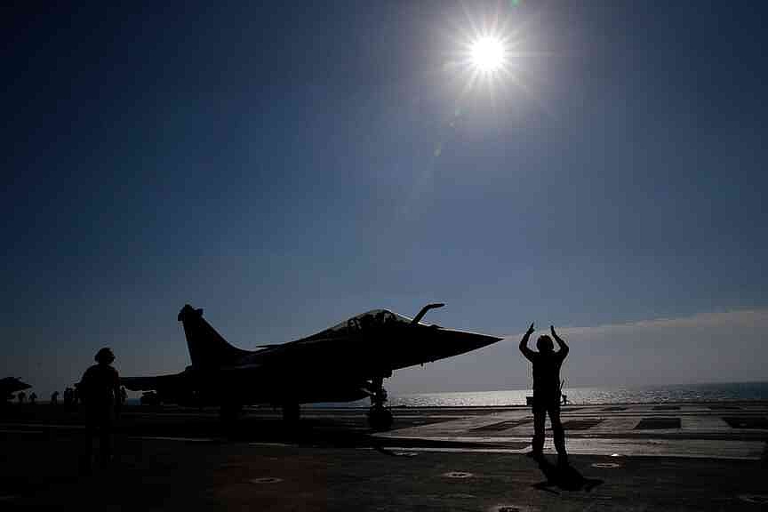 Macron set to discuss French stance on nuclear weapons