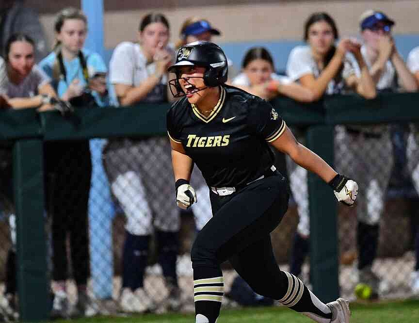 Springdale Softball Complex Back-to-back home runs lift Bentonville softball team to win over ...