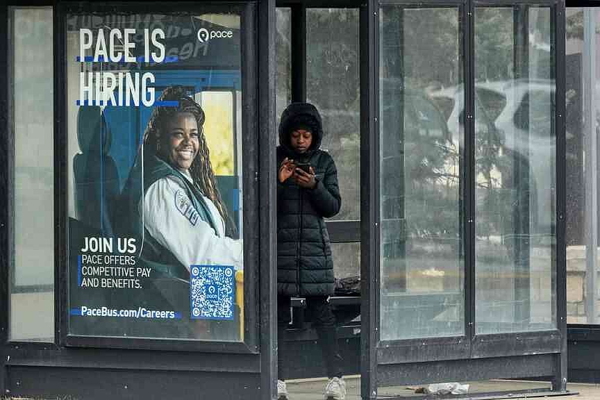 US jobless claims hold at historic lows