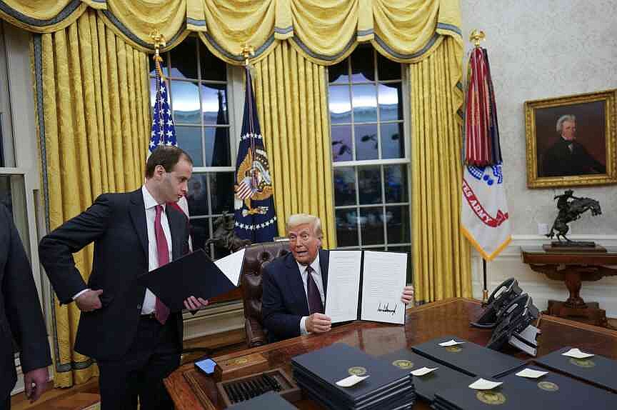 Virginia bill on Jan. 6 school lessons advances