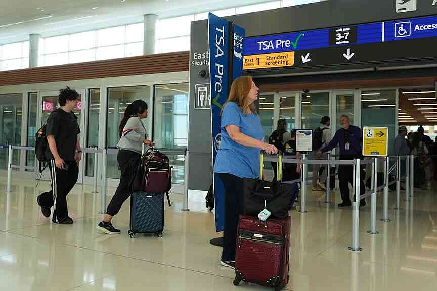 Nonprofits, food banks aid unpaid TSA agents