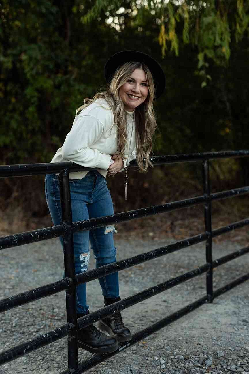 Little Rock poet Rachel Armes-McLaughlin featured at WNP