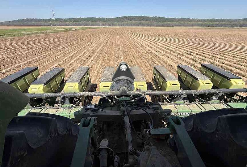 Arkansas farmers sowing fields amid drought, rising fertilizer costs