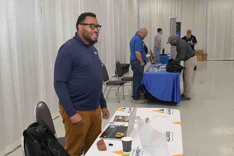 Vendor fair draws potential contractors for Jefferson Power Station, solar-battery center