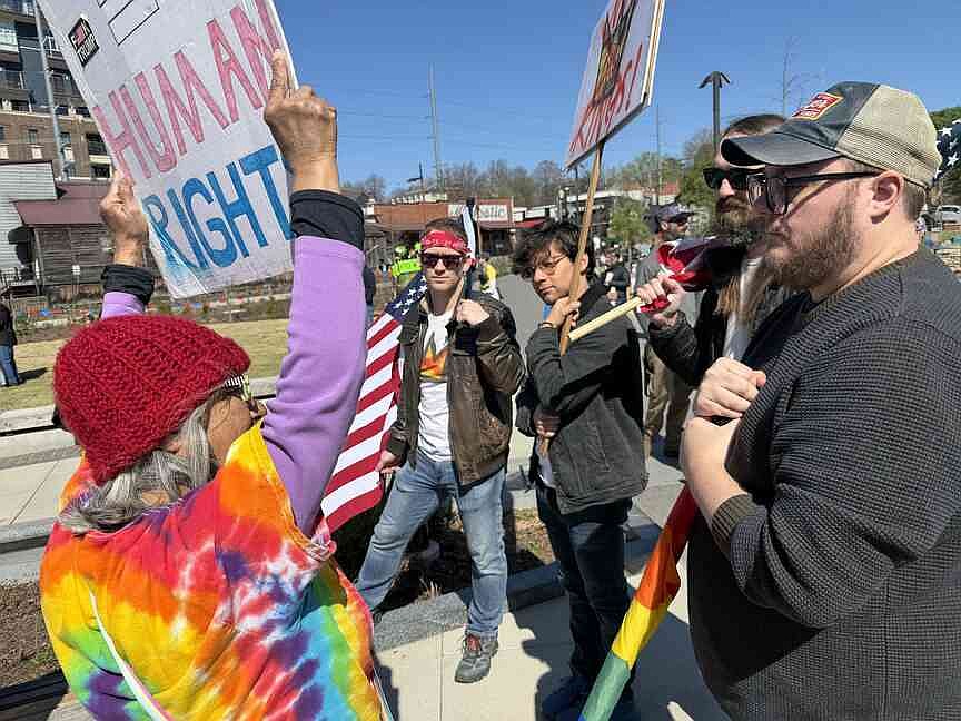 Crowds turn out for ‘No Kings’ protests in Little Rock, other Arkansas cities