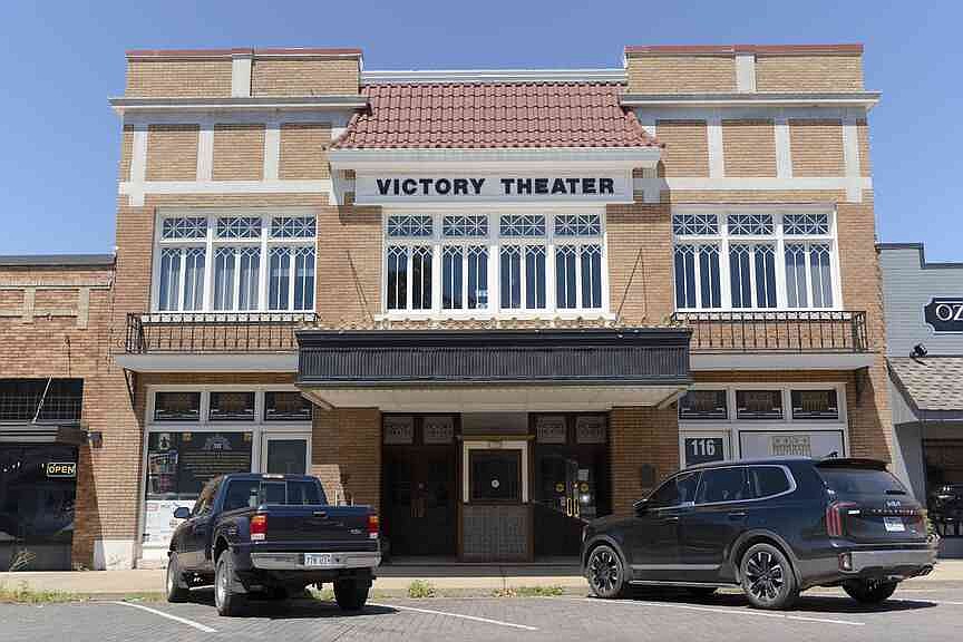 Rogers’ Victory Theater set to reopen with movie series starting April 25