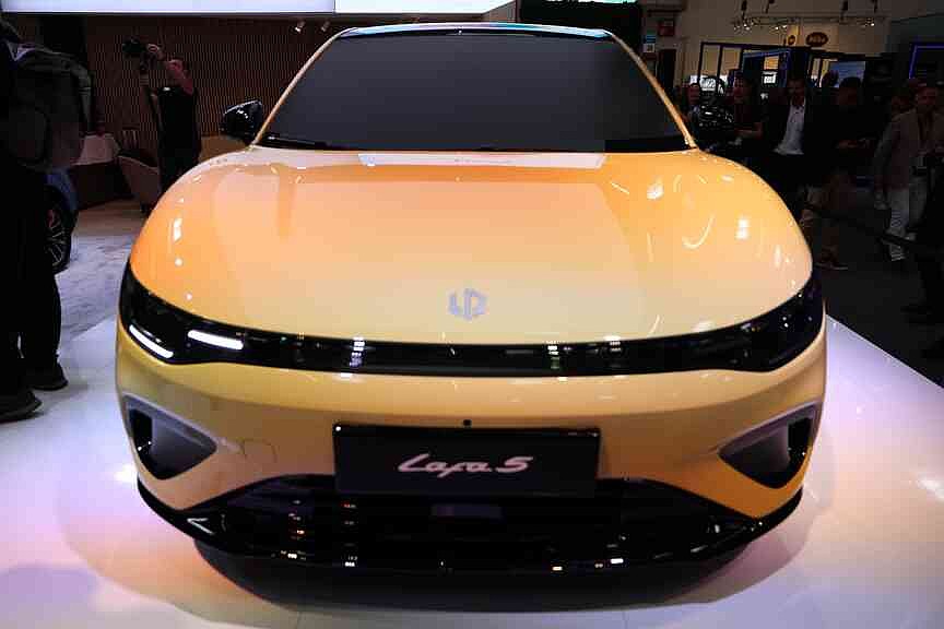 Stellantis weighing Canadian EV plant