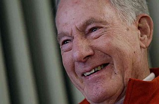 Legendary mountaineer Jim Whittaker, the first American to summit Mount Everest, dies at 97